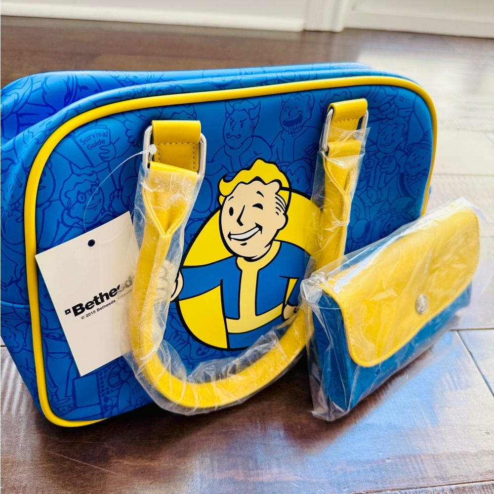 *RARE* NWT Fallout Vault Boy Bag + Wallet